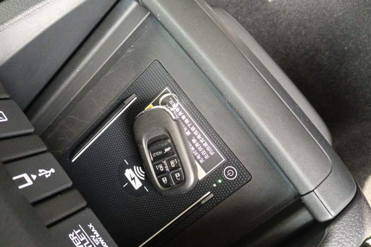 Used Honda Odyssey 2024 2.0L eHEV Sharp & Smart Edition
