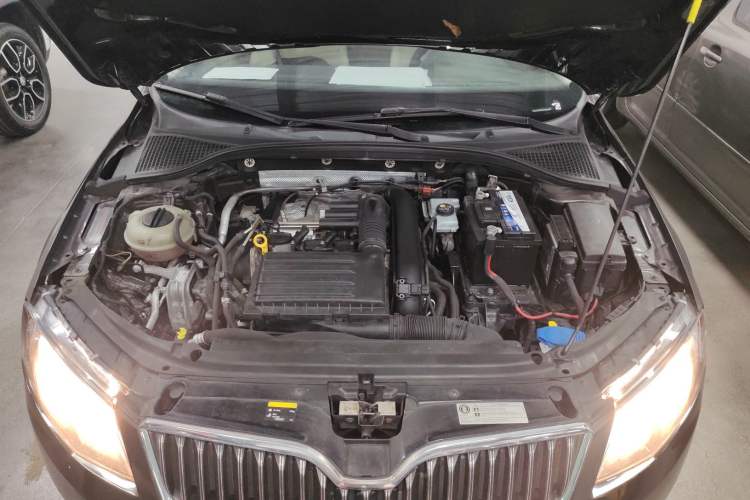 Used Skoda Octavia 2015 1.4TSI DSG Yijun Edition
