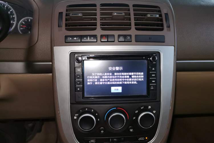 Used Buick GL8 2014 2.4L Classic Edition
