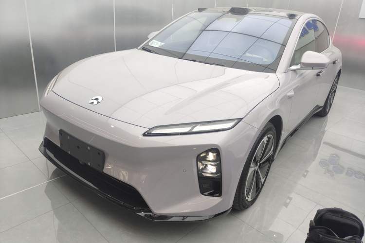 Used Nio ET5 2025 75 kWh
