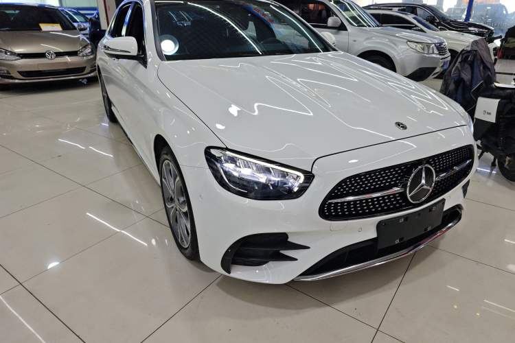 Used Mercedes-Benz E-Class 2021 Restyled E 300 L Sporty and Stylish Edition
