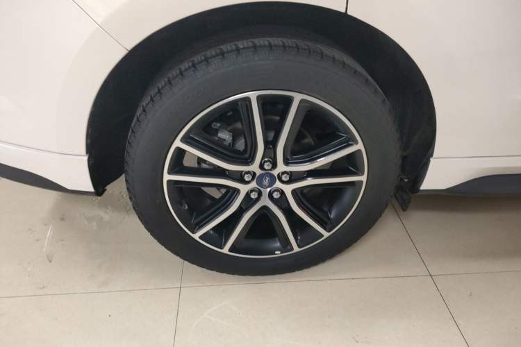 Used Ford Edge 2020 EcoBoost 245 Two-Wheel Drive Titanium 7-Seater