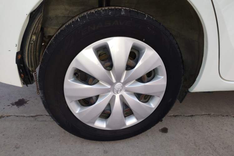 Used Toyota YARiS L 2015 1.5E Automatic Charm Edition
