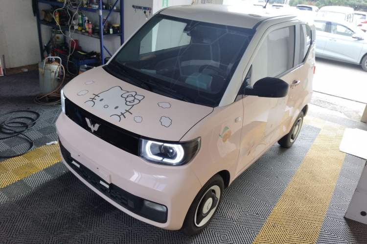Used Wuling Hongguang MINIEV 2021 Macaron Premium Model – Lithium Iron Phosphate
