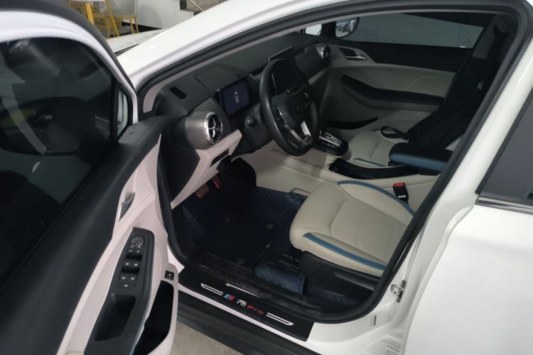 Used BYD Yuan Pro 2023 401KM Luxury Version
