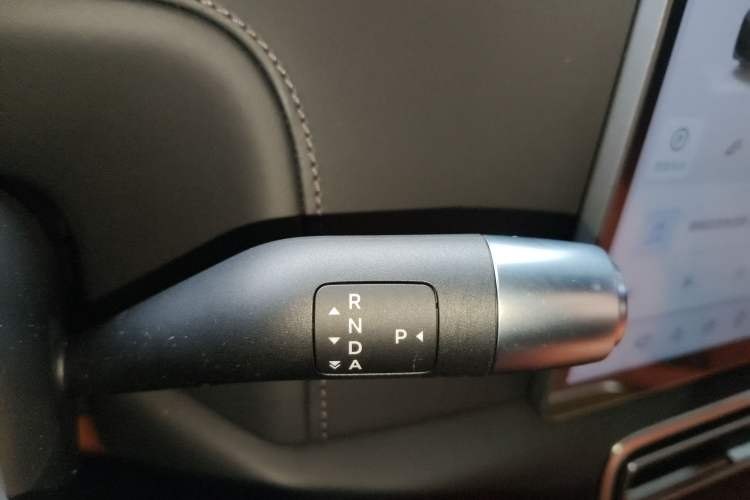 Used Li Auto L8 2024 Pro Model
