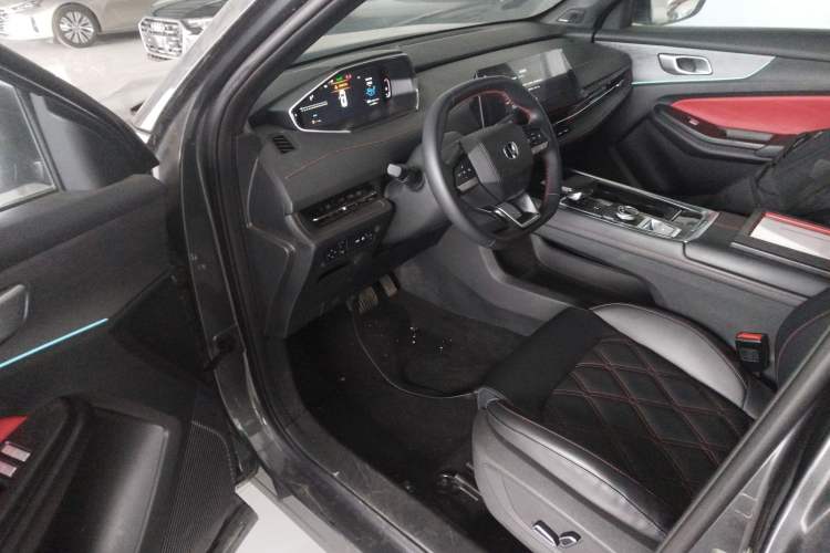 Used Changan CS55PLUS 2024 3rd Generation 1.5T DCT Prestige Model
