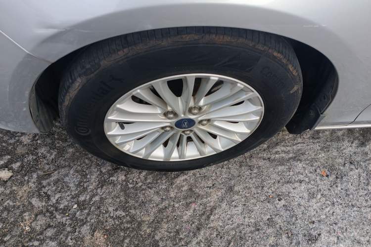 Used Ford Escort 2015 1.5L Manual Comfort Model
