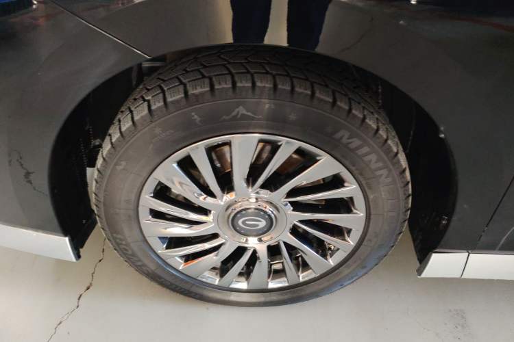 Used GAC Trumpchi M8 2023 Zongshi Series Dual-Motor Flagship Edition
