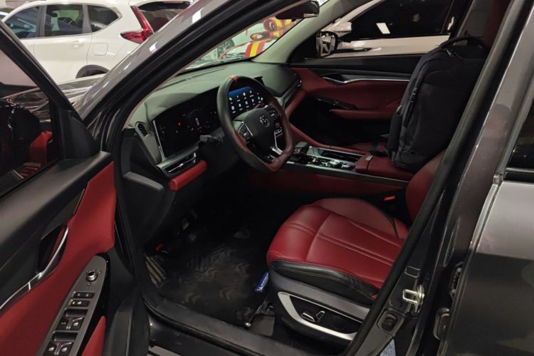 Used Changan CS75 PLUS 2022 1.5T Automatic Luxury Model
