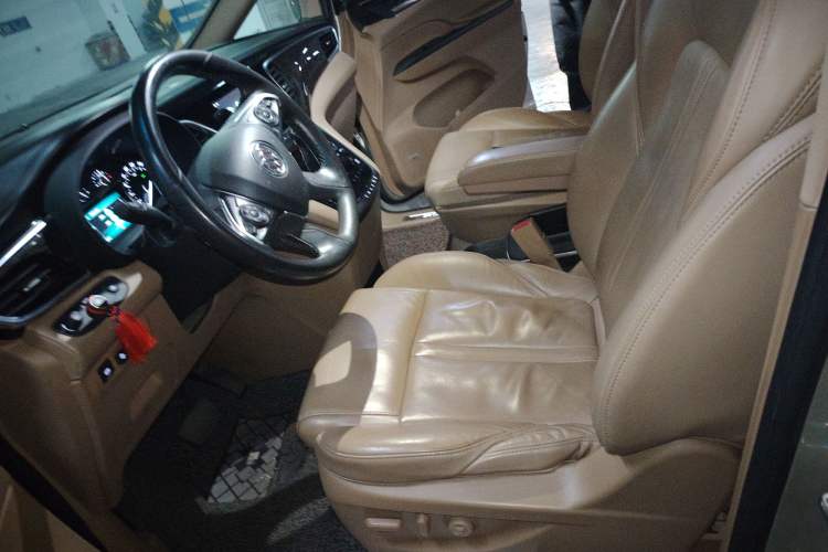 Used Buick GL8 2017 ES 28T Flagship Model China V Standard
