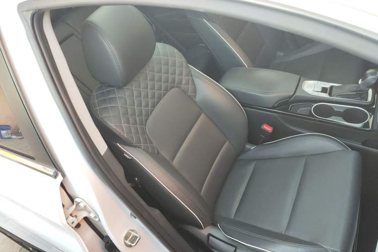 Used Hyundai Tucson 2020 280TGDi Two-Wheel-Drive GLS Fashion Edition China VI Standard