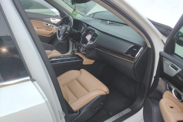 Used Volvo XC90 2015 T6 Prestige 7-Seater
