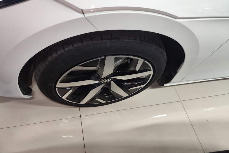 Used Volkswagen Lamando 2025 Lavida L 280TSI DSG Cool & Spicy Edition
