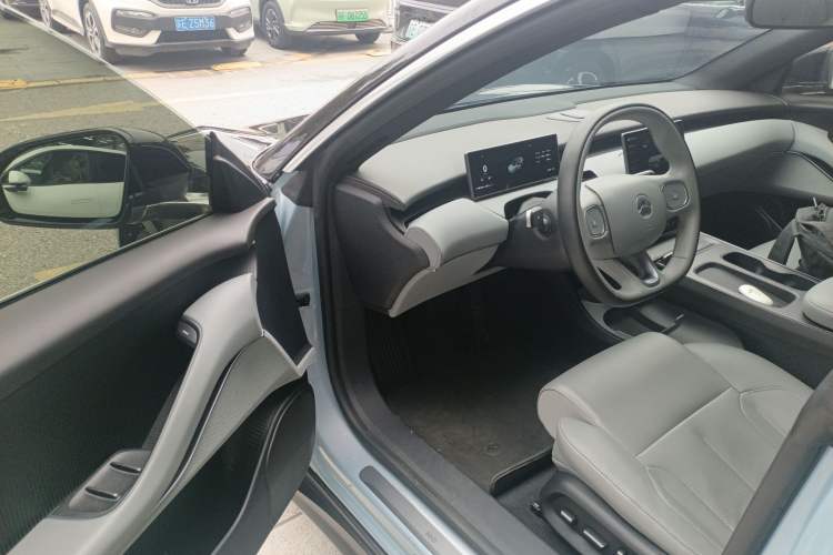 Used Nio ET5T 2023 75 kWh Touring