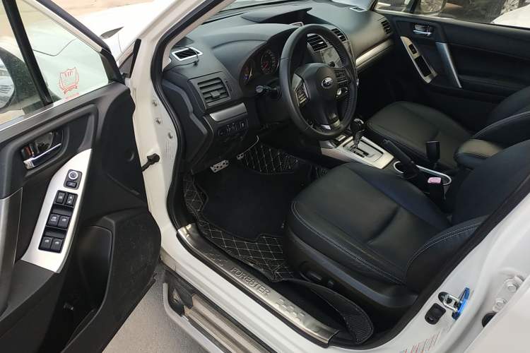 Used Subaru Forester 2013 2.0i Automatic Luxury Edition