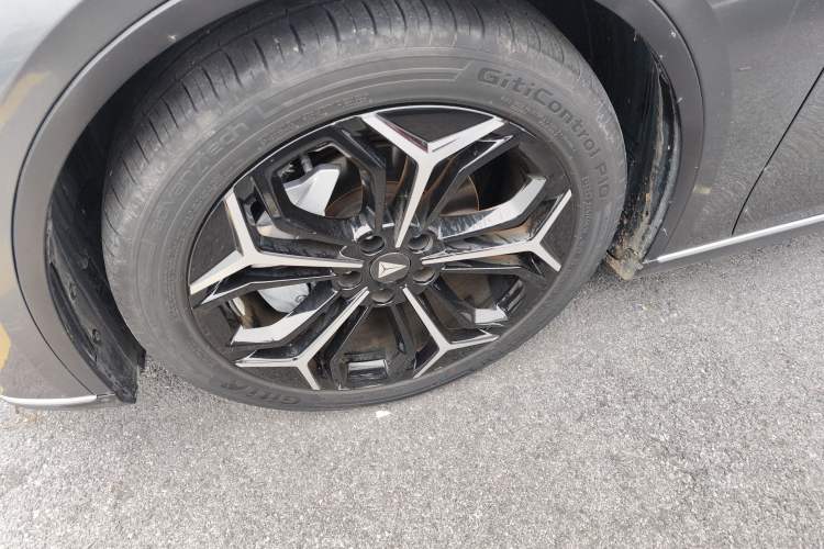 Used  SL03 2023 200Max Range-Extended Version
