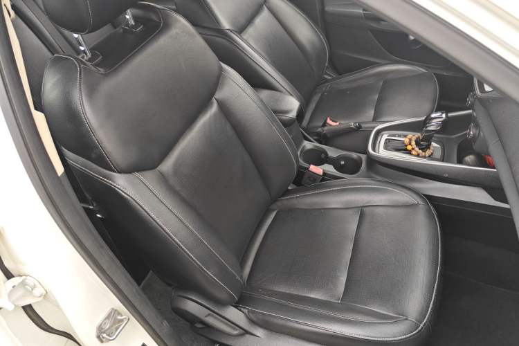 Used Ford Escort 2015 1.5L Automatic Fashion Model