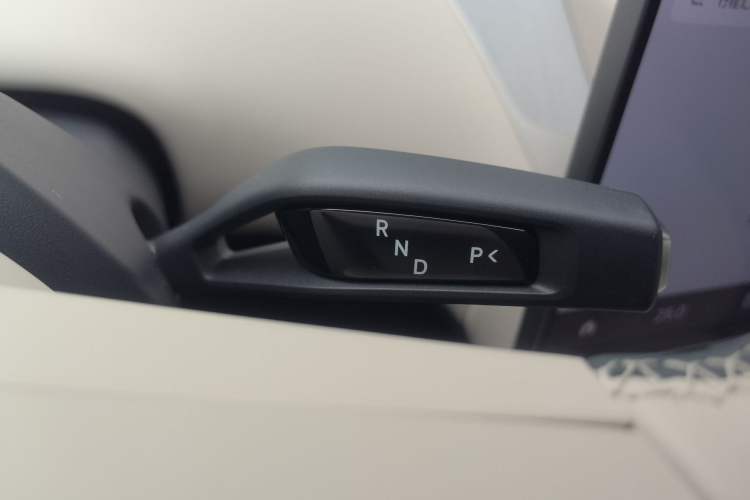 Used Xiaomi Auto YU7 2025 Ultra-Long Range Rear-Wheel Drive Version
