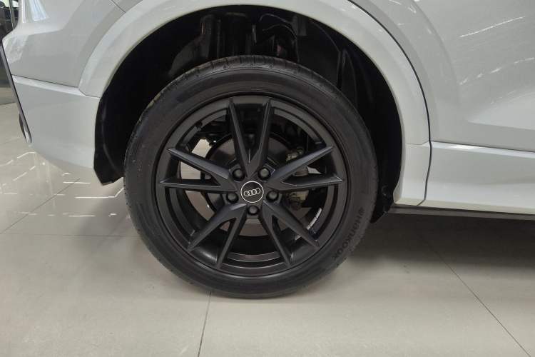 Used Audi Q2L 2022 35 TFSI Progressive Dynamic Edition