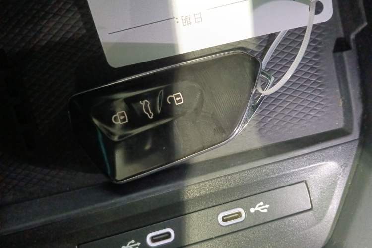 Used Volkswagen Passat 2025 Pro 380TSI Starry Dragon Luxury Edition
