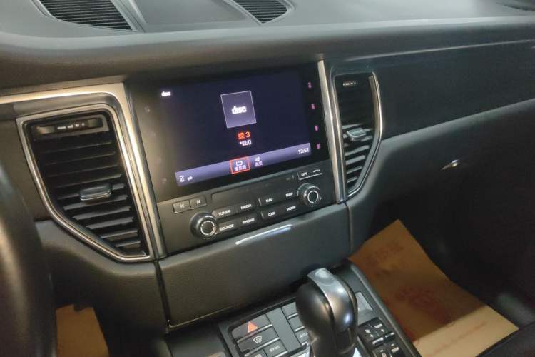 Used Porsche Macan 2017 Macan 2.0T
