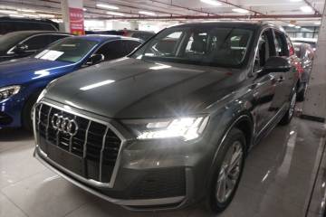 Used Audi Q7 2021 45 TFSI quattro S line Sport model