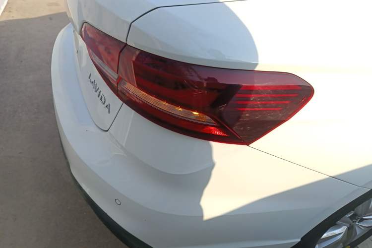 Used Volkswagen Lavida 2023 Revised 1.5L Automatic DeYi Edition
