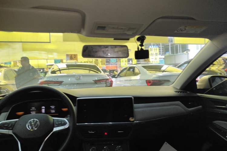 Used Volkswagen Bora 2023 200TSI DSG Comfort Edition
