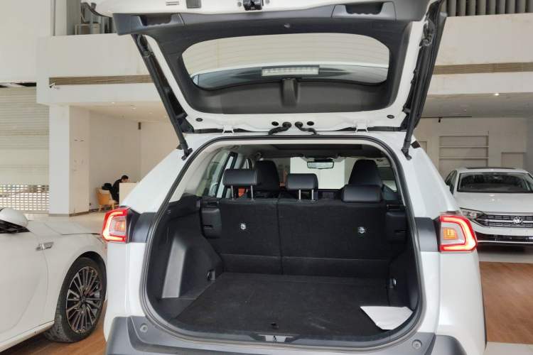 Used Toyota Wildlander 2023 Dual-Motor 2.5L E-CVT Four-Wheel Drive Prestige Edition
