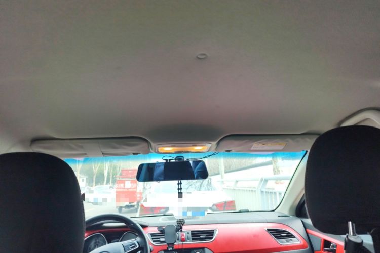 Used JAC Refine S2 2016 1.5L CVT Luxury Model Two-Tone Version
