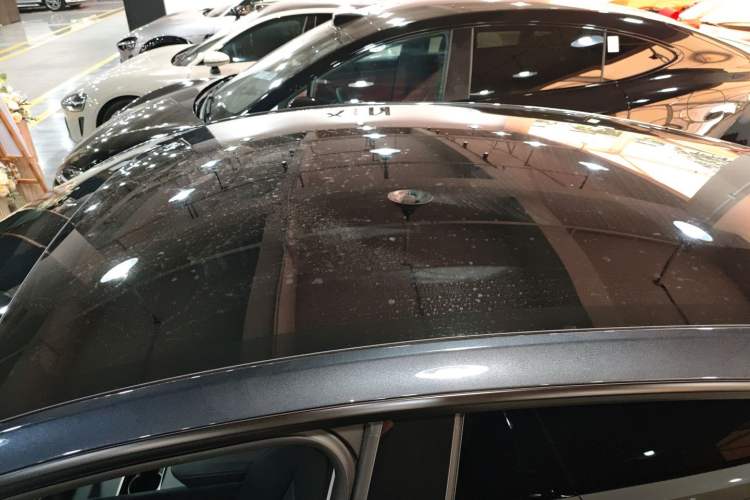 Used Tesla Model Y 2025 Long-Range All-Wheel-Drive Version
