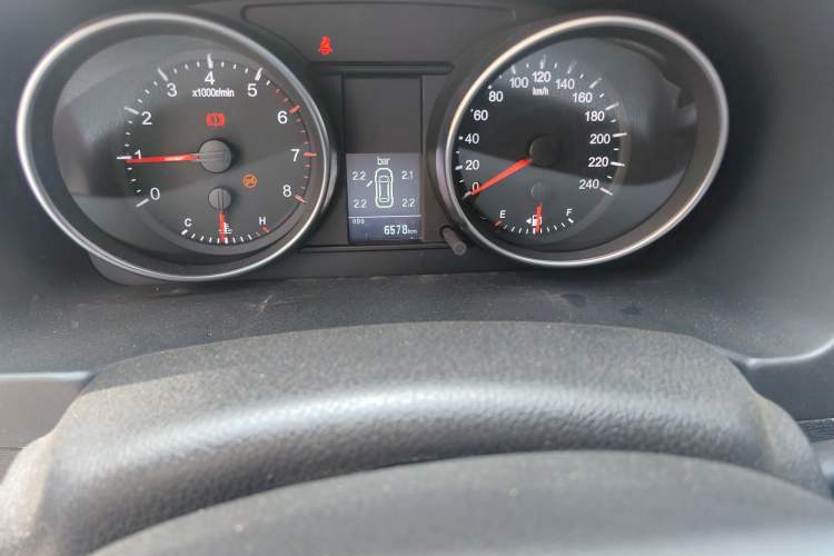 Used Haval M6 2019 1.5T Manual Two-Wheel Drive Elite Version China VI Standard
