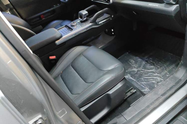 Used JETOUR Traveler 2023 1.5T Two-Wheel Drive Discovery PRO