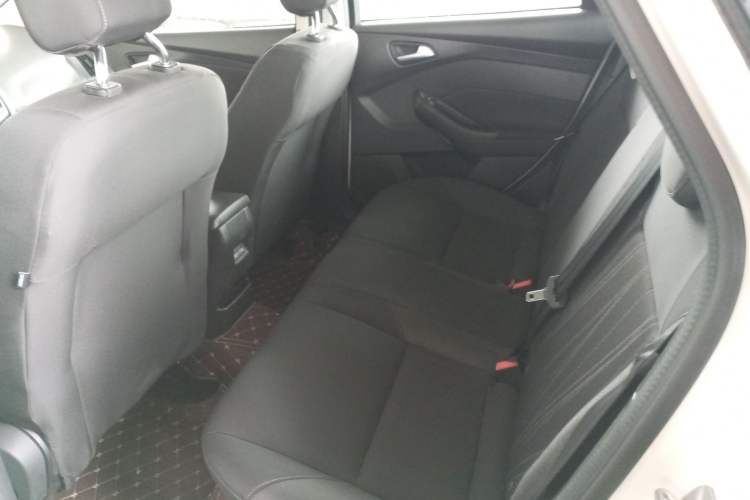 Used Ford Focus 2017 Hatchback 1.6L Automatic Comfort Plus SmartDrive Edition
