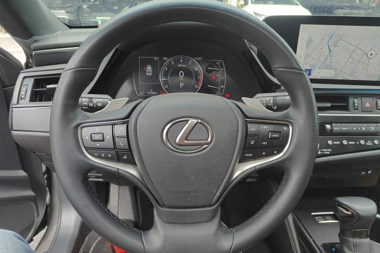 Used Lexus ES 2022 200 Excellence Edition