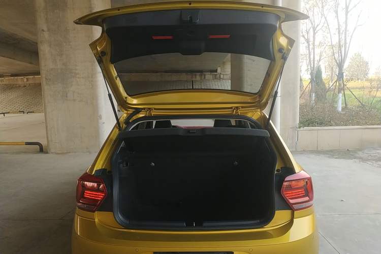 Used Volkswagen Polo 2019 Plus 1.5L Automatic Colorful Technology Edition
