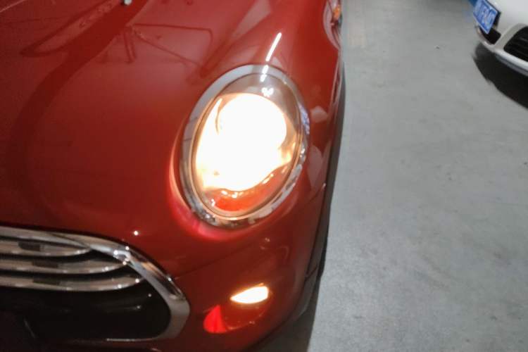 Used  MINI 2015 1.5T COOPER Fun Five-Door Edition
