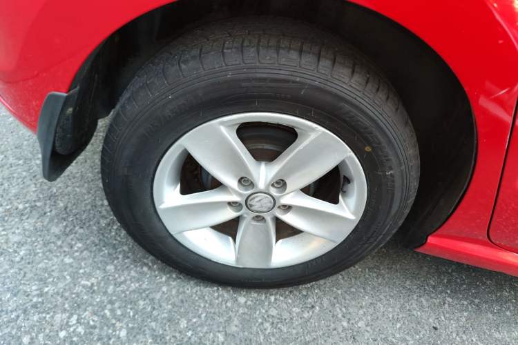 Used Volkswagen Polo 2014 1.4L Manual Fashion Edition