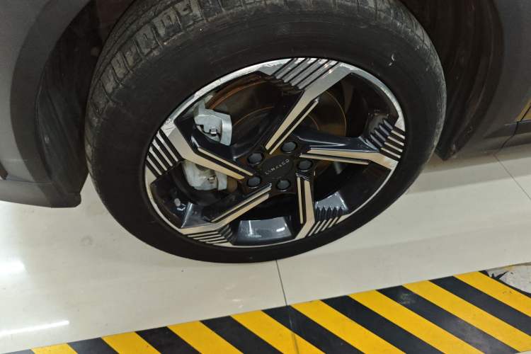 Used Lynk & Co 06 EM-P 2022 PHEV 84 km Range Pro Version
