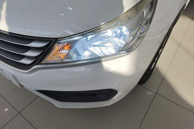 Used Baojun 310 2016 1.2L manual Comfort trim level
