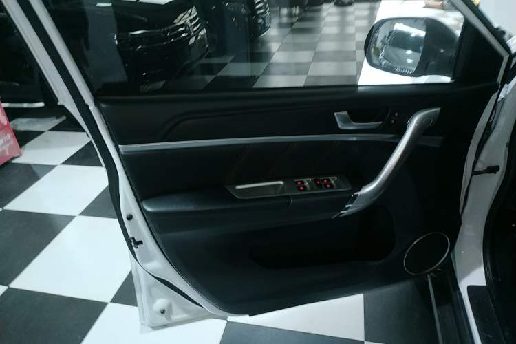 Used Haval M6 2019 1.5T DCT Two-Wheel Drive Value Edition China VI Standard
