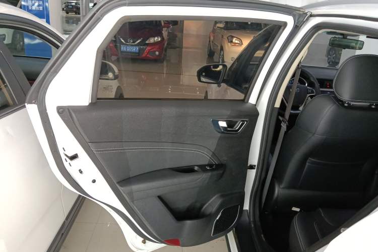 Used Geely Auto Vision X3 2017 1.5L Automatic Elite Model
