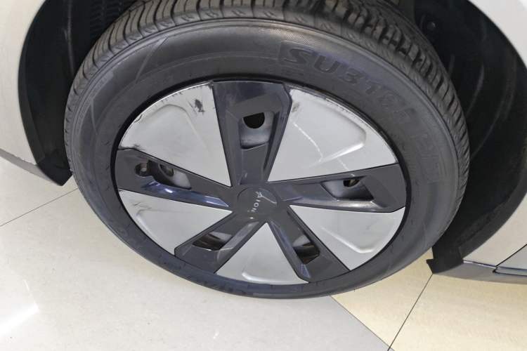 Used AION Y 2023 Younger