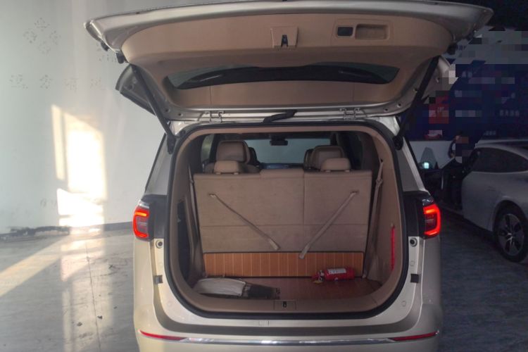 Used Buick GL8 2021 ES Landtrek 653T Luxury Model
