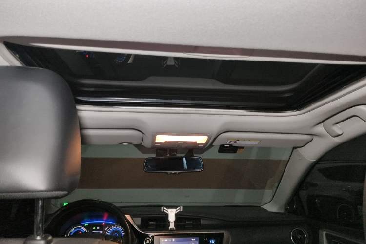 Used Toyota Corolla 2017 Revised Dual-Engine 1.8L E-CVT Flagship Edition