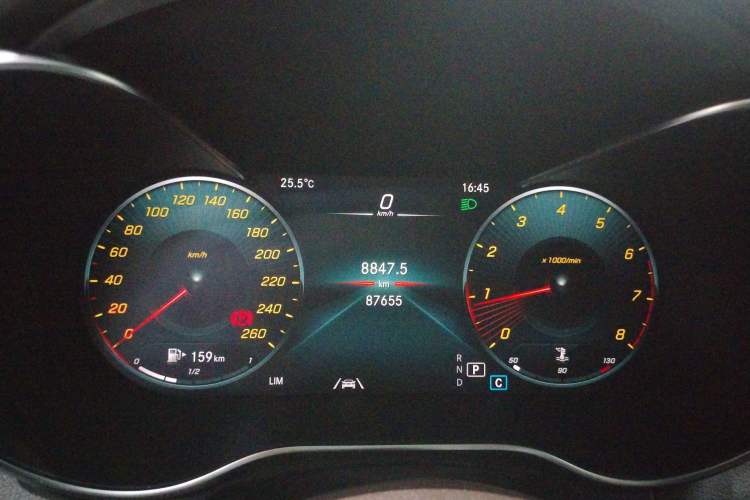 Used Mercedes-Benz GLC 2020 Facelift GLC 300 L 4MATIC Dynamic Edition
