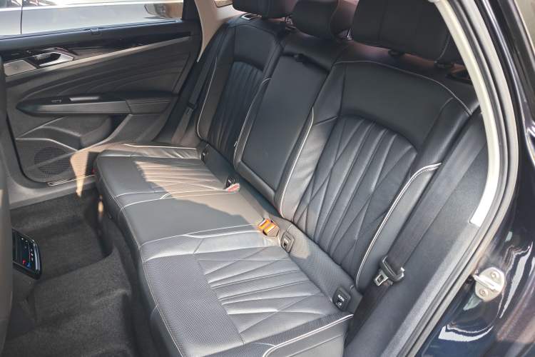 Used Volkswagen Passat 2023 Revised 380TSI Luxury Edition