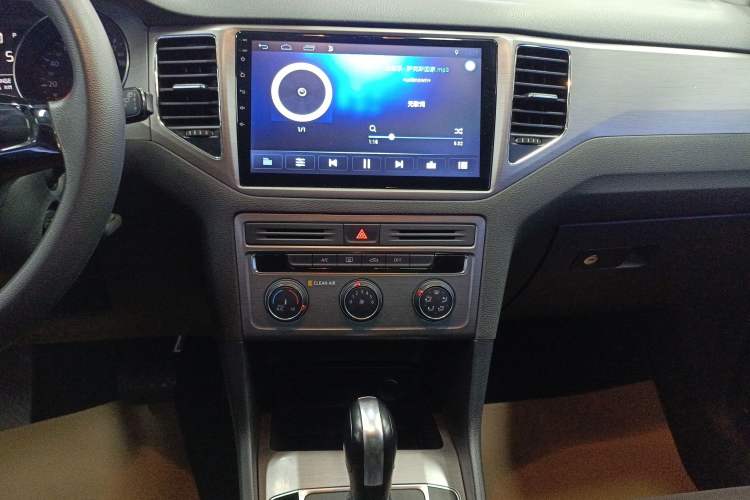 Used Volkswagen Golf Sportsvan 2016 1.6L Automatic Comfort Model
