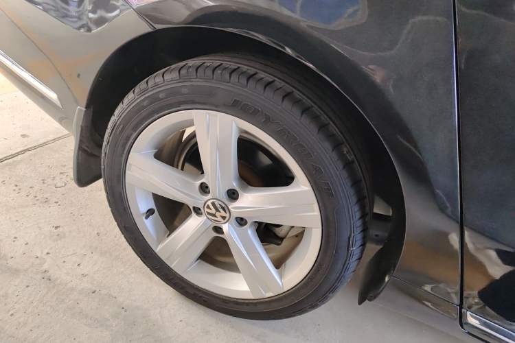 Used Volkswagen Magotan 2016 1.8TSI Luxury Comfort Model
